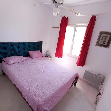 Julia's Maisonnette 度假居 *