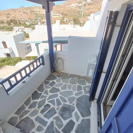 Julia's Maisonnette