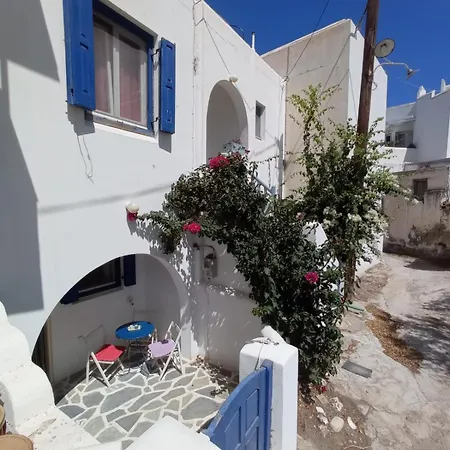 Julia's Maisonnette 度假居 Agkidia